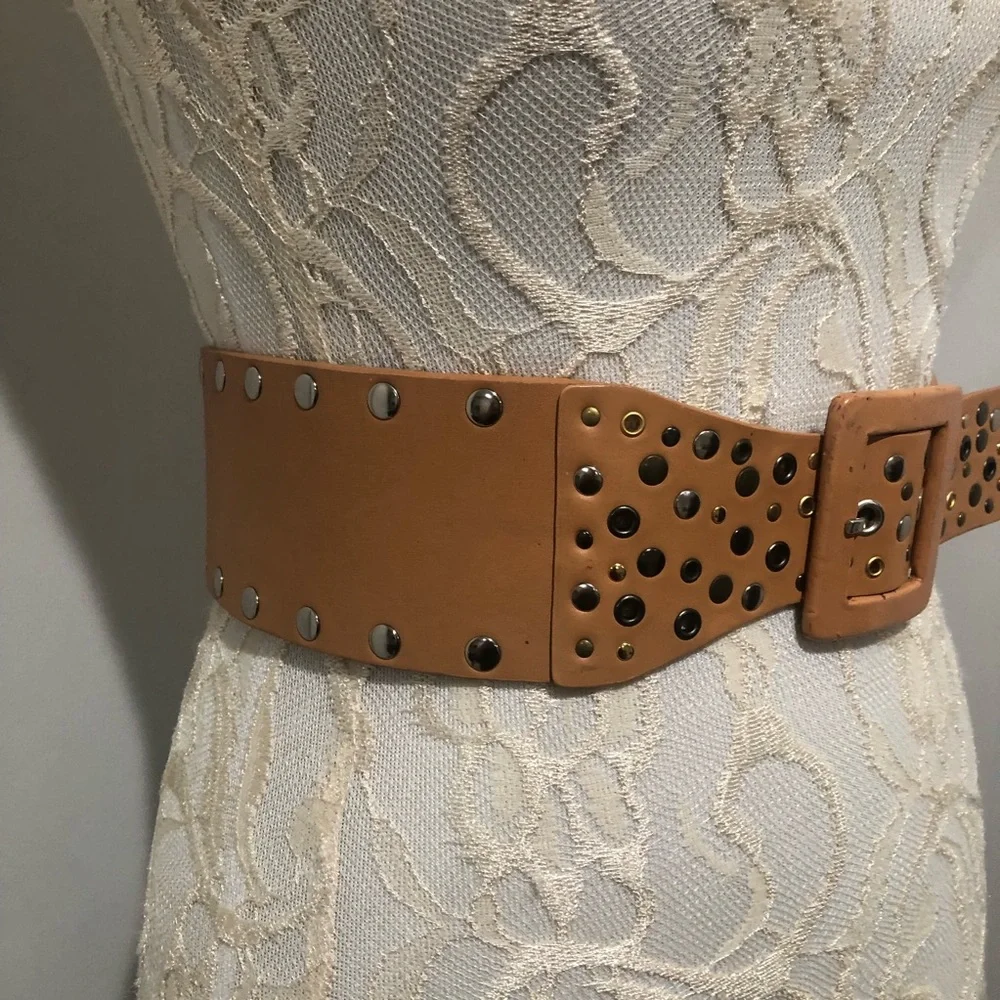 Calvin Klein Tan Leather Studded Belt Sz.‎ M
